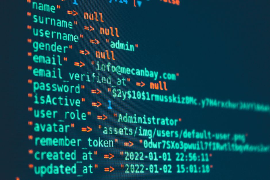 Code-Beispiele auf einem Bildschirm im Kurs